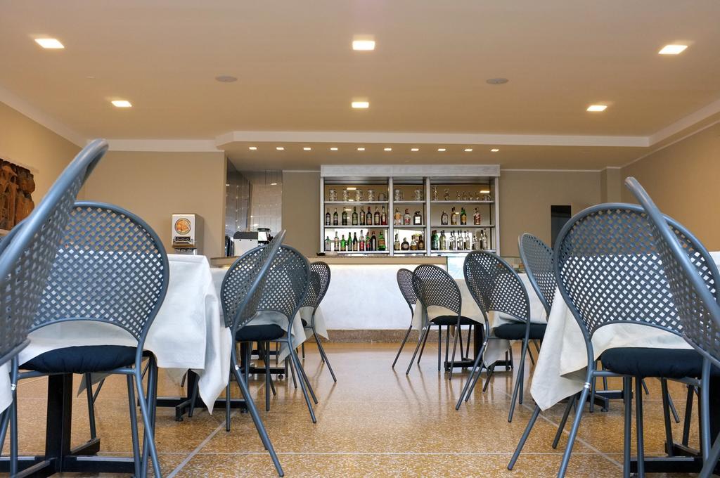 Hotel Palace Varazze Esterno foto