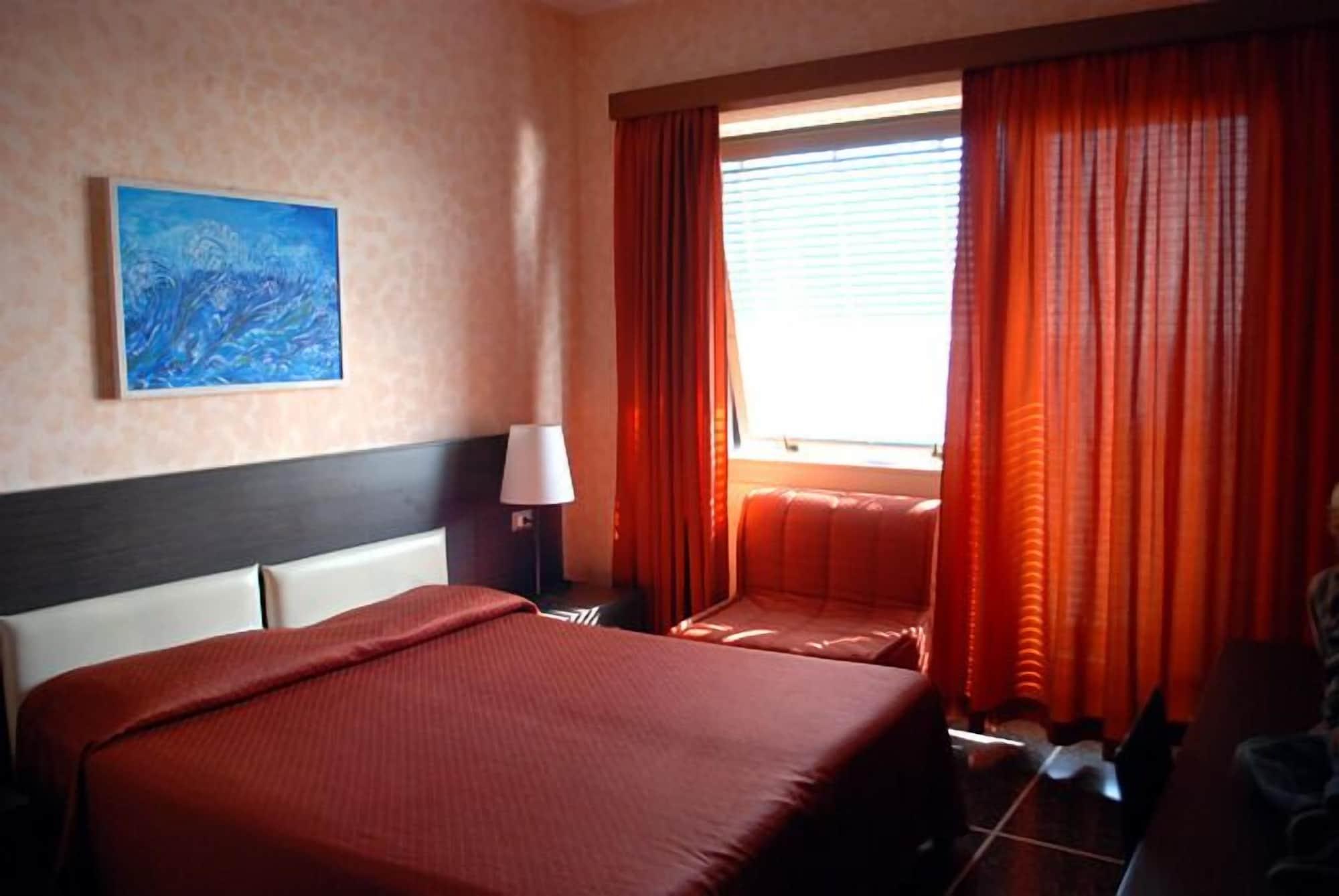 Hotel Palace Varazze Esterno foto