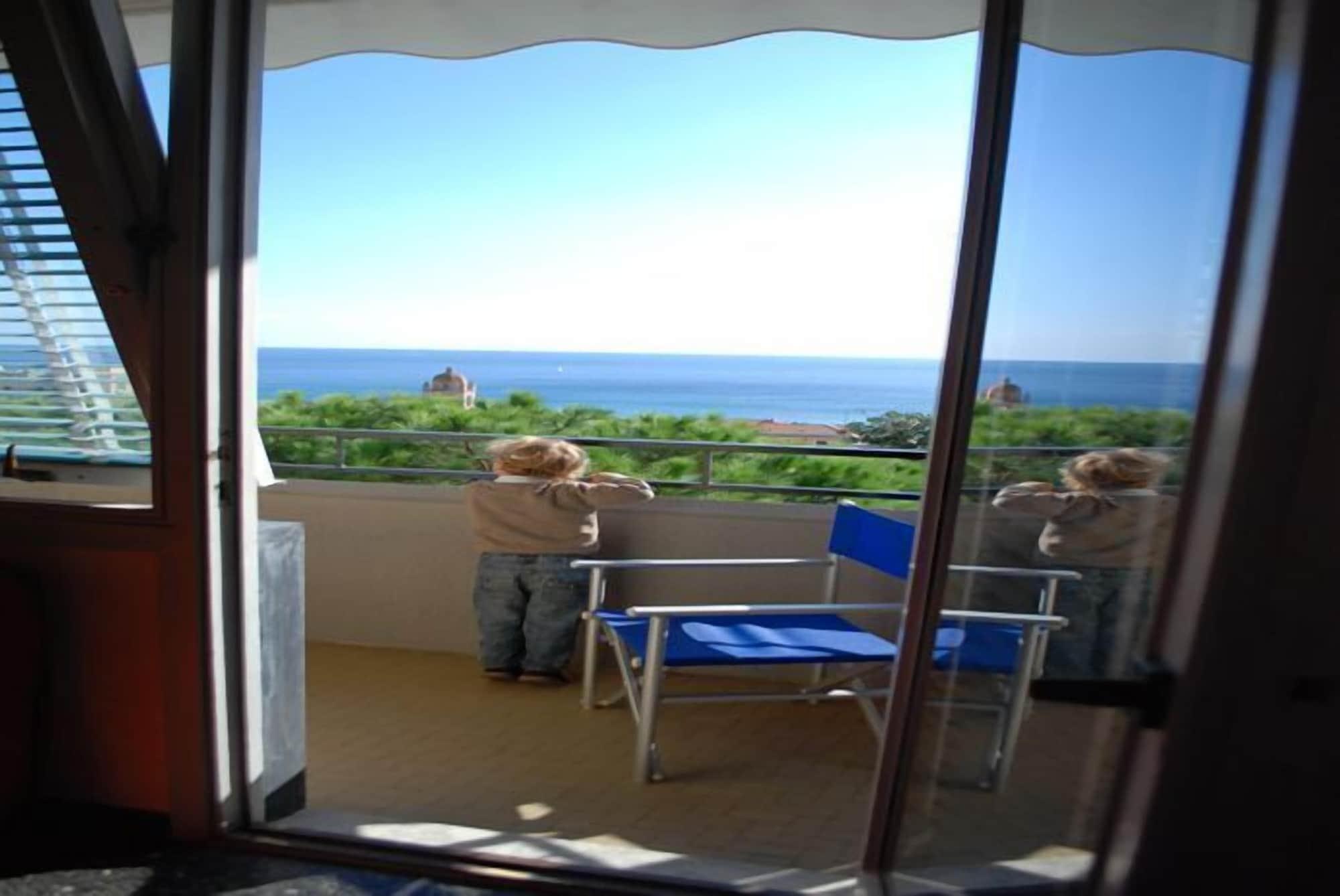 Hotel Palace Varazze Esterno foto