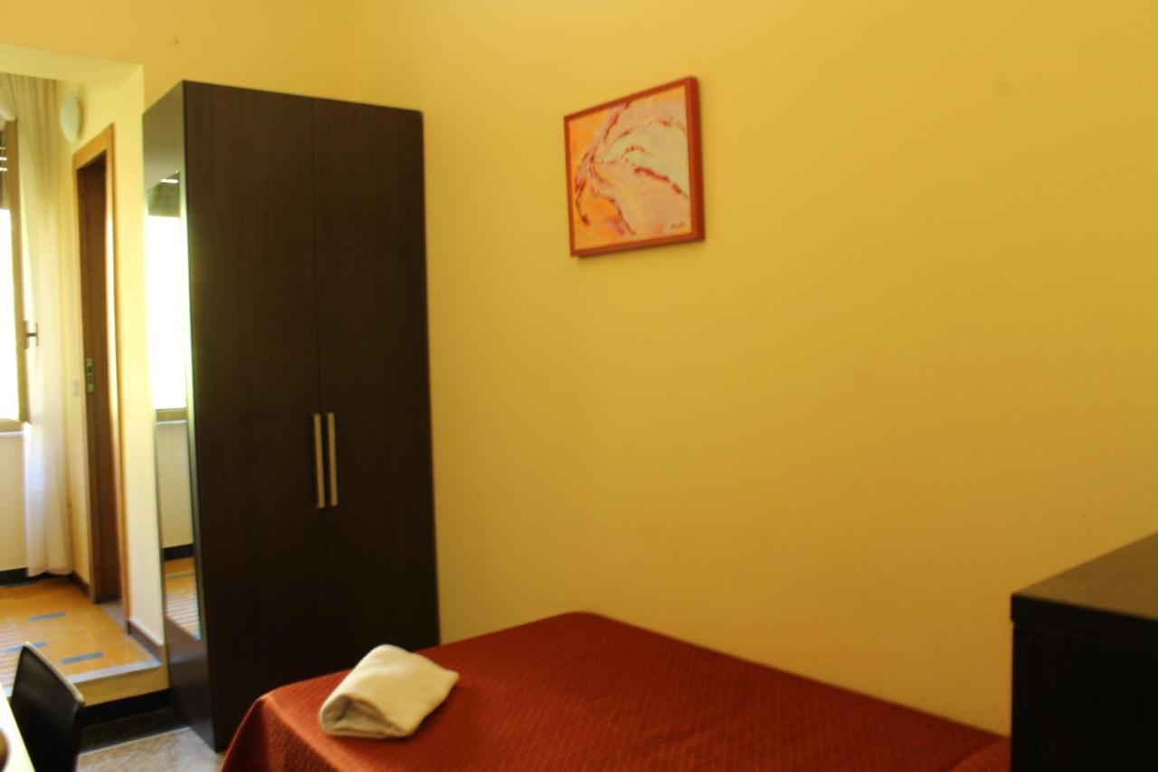 Hotel Palace Varazze Esterno foto