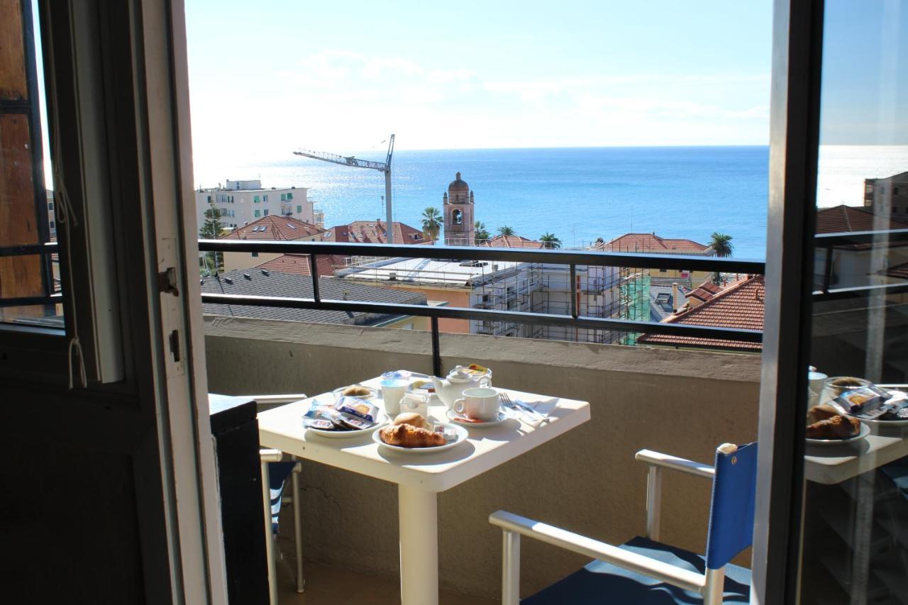Hotel Palace Varazze Esterno foto