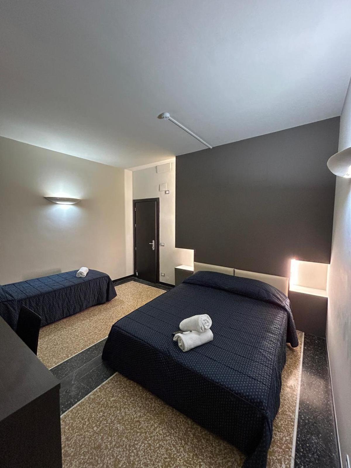 Hotel Palace Varazze Esterno foto